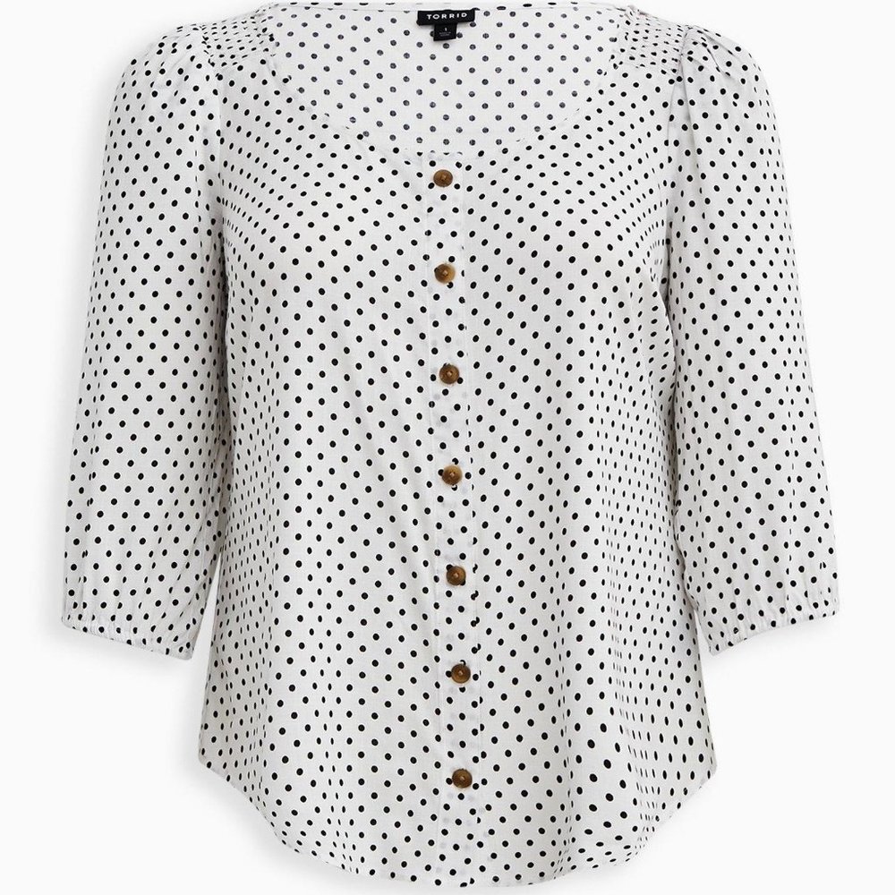 Torrid -  Rayon Slub Button-Front Puff Sleeve Top Size 2